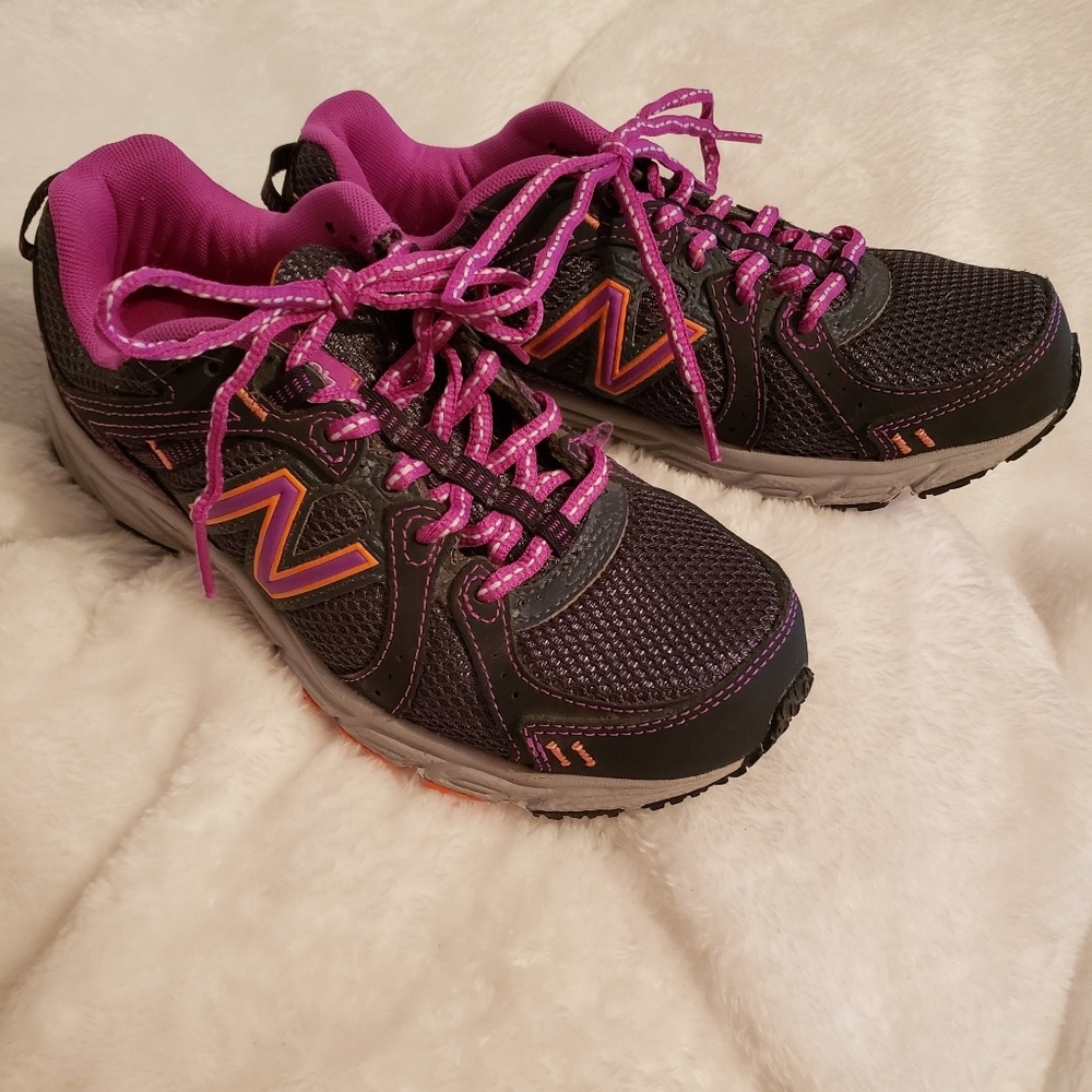 NWOT New Balance tennis shoe sz 6.5